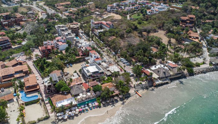 Zihuatanejo Playa La Ropa Beach 